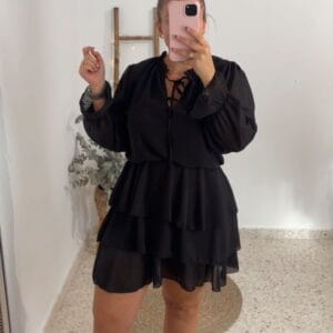 Vestido volante negro